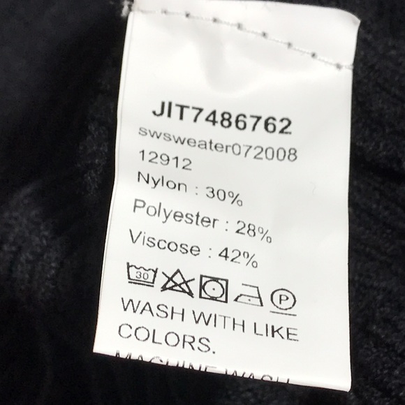 Shein Black Rib Knit Off The Shoulder Sweater Crop Top Ruffle Hem Size 6 - Picture 4 of 4